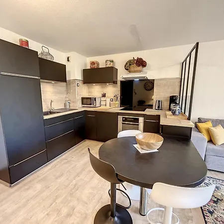 Appartement Cosy Bord De Avec Jardinet, Garage Et Wifi - Fr-1-361-459 Jullouville