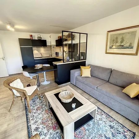 Cosy Bord De Avec Jardinet, Garage Et Wifi - Fr-1-361-459 Appartement Jullouville